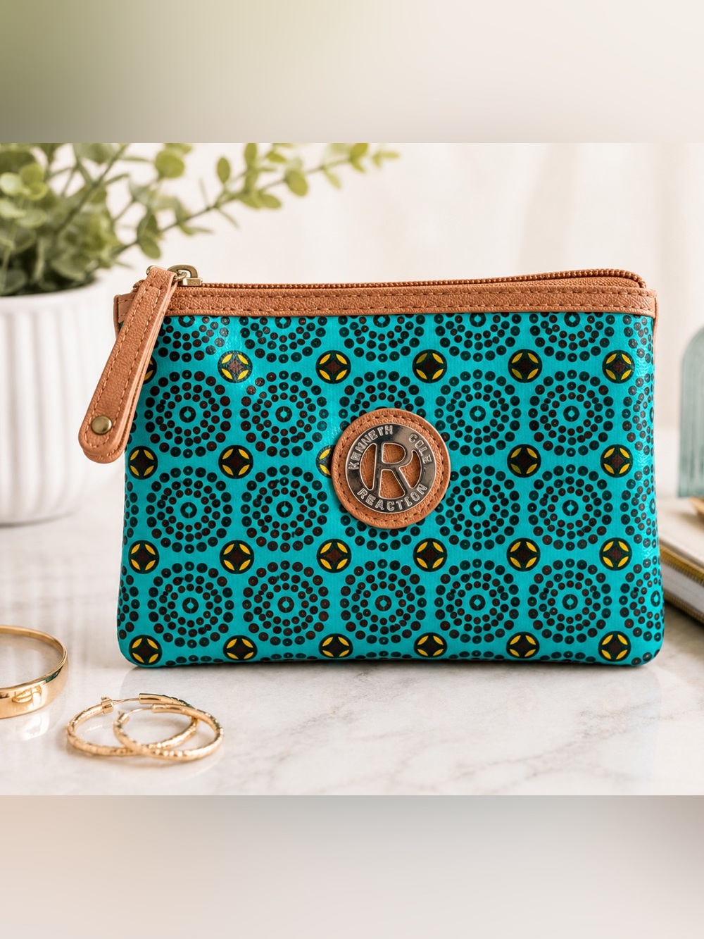Kenneth Cole Reaction Turquoise Print Zip Pouch Cosmetic Bag Travel Organizer